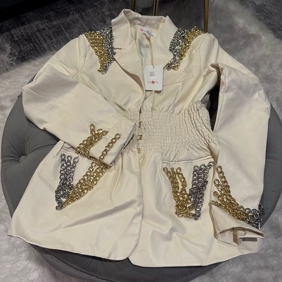 💥Fierce and Classy Leather Pants Set💥 - Picture 5 of 5